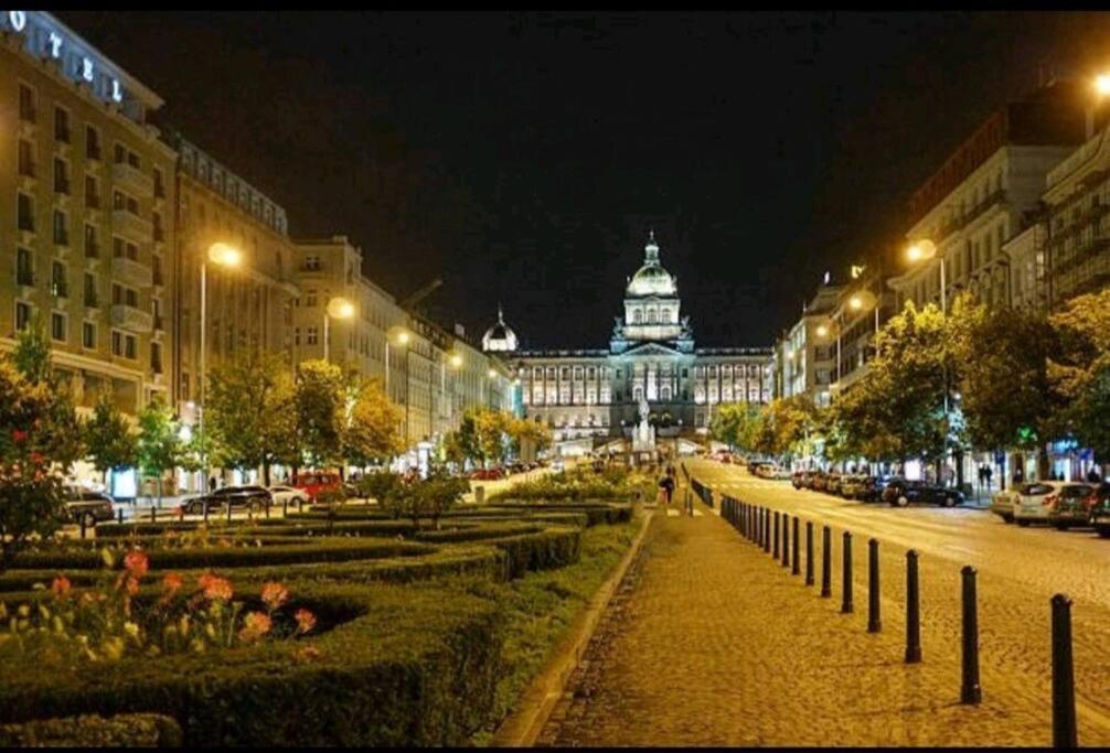 Romantic Apartment In The Center Of Prag Dış mekan fotoğraf